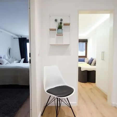 Modern 3 Bedroom In The Center Near Oktoberfest *