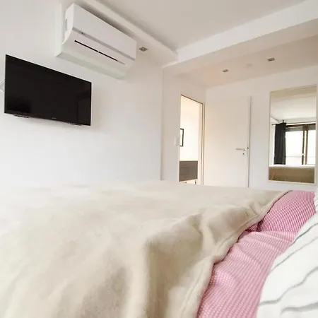 Modern 3 Bedroom In The Center Near Oktoberfest *