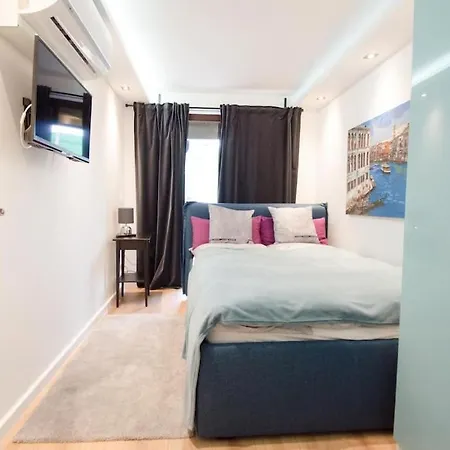 Modern 3 Bedroom In The Center Near Oktoberfest 慕尼黑
